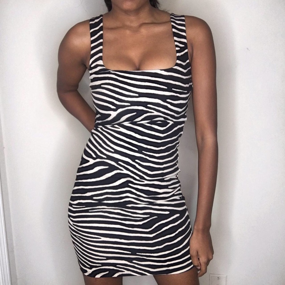 CLASSIC H&M,BLACK & CREAM, ZEBRA PRINT Bodycon Dress